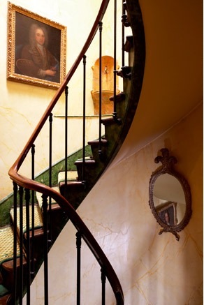 [05home1[3].jpg]